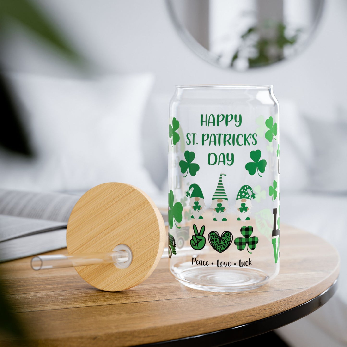St. Patrick's Day 16oz Sipper Glass — "Feeling Lucky" Shamrock Drink Jar
