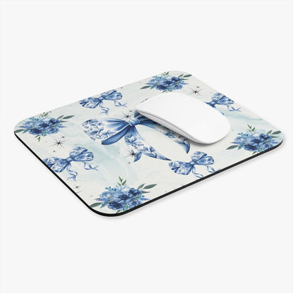 Blue Floral Bow  — Elegant Vintage-Inspired Desk Mat